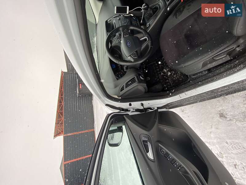 Седан Ford Focus 2017 в Ладыжине фото 22 Седан Ford Focus 2017 в Ладыжине