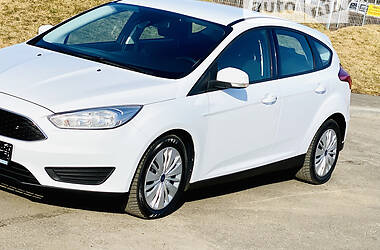 Хетчбек Ford Focus 2016 в 