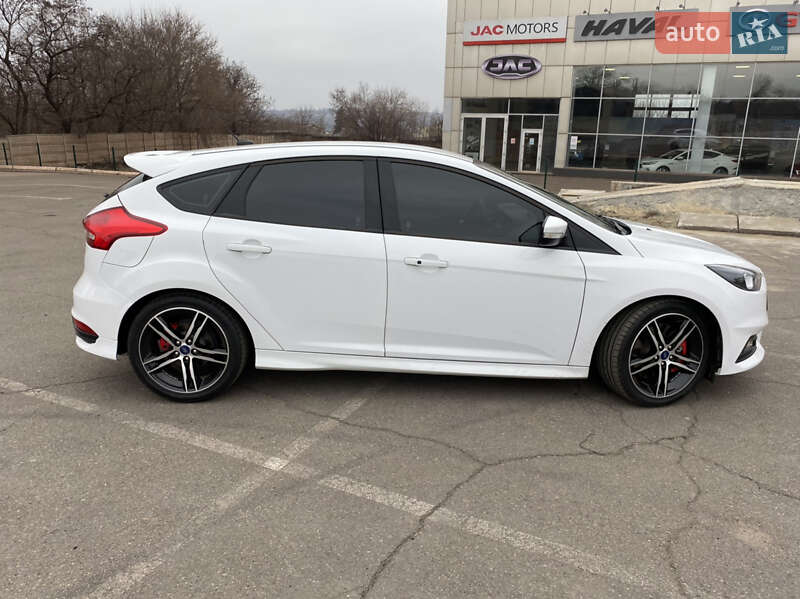 Хэтчбек Ford Focus 2018 в Кривом Роге