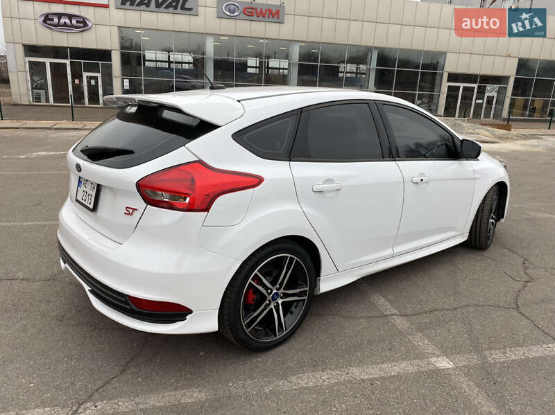 Хэтчбек Ford Focus 2018 в Кривом Роге