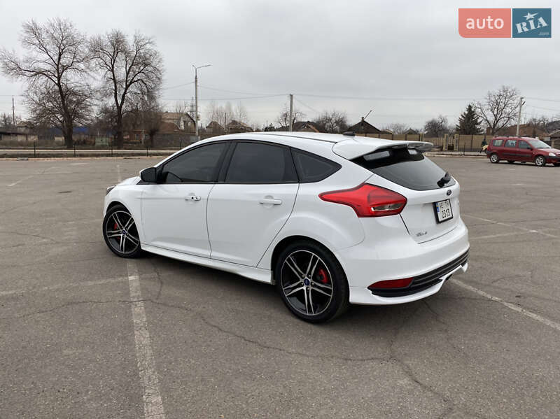 Хэтчбек Ford Focus 2018 в Кривом Роге