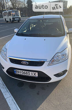 Хэтчбек Ford Focus 2011 в Измаиле