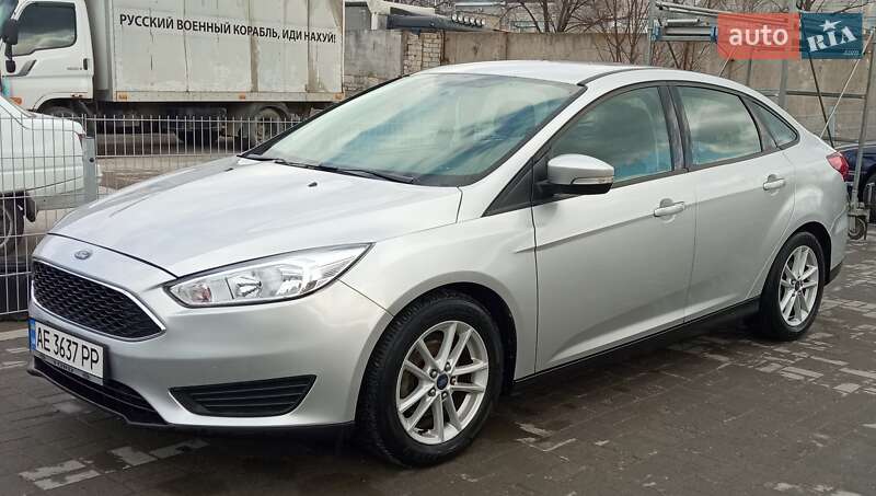 Седан Ford Focus 2015 в Днепре