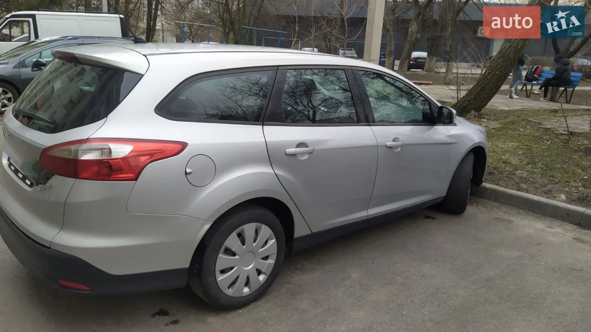 2011 Ford Focus - мініатюра 2