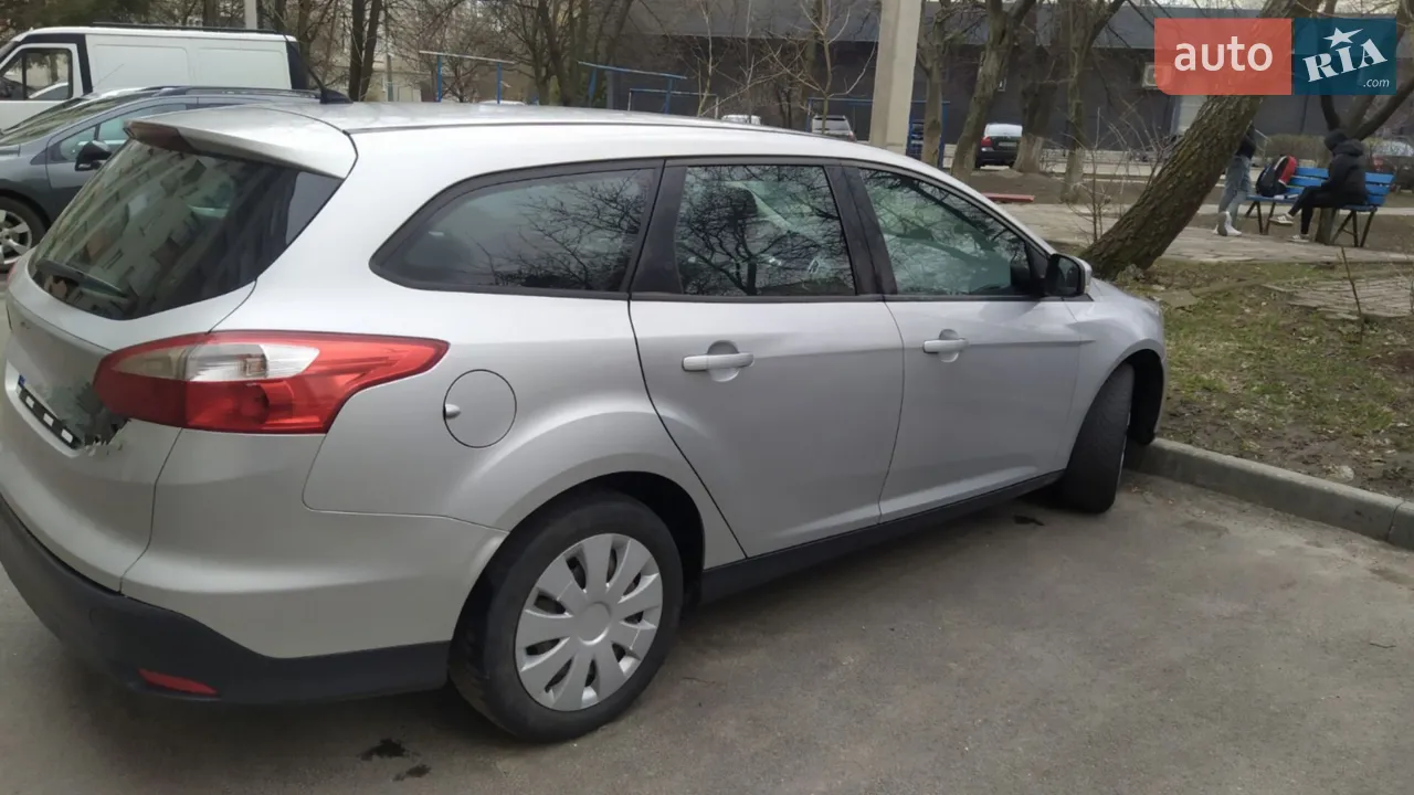 2010 Ford Focus - мініатюра 12