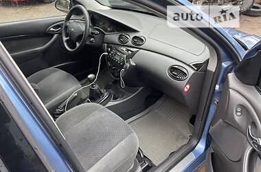 Универсал Ford Focus 2001 в 
