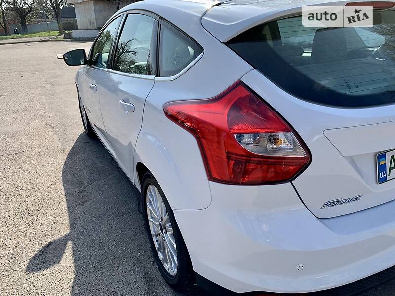 Хэтчбек Ford Focus 2013 в Никополе