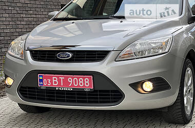 Универсал Ford Focus 2010 в 