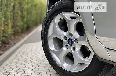 Универсал Ford Focus 2010 в 
