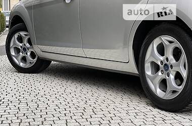 Универсал Ford Focus 2010 в 