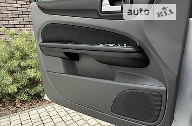 Универсал Ford Focus 2010 в 