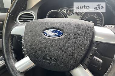 Универсал Ford Focus 2010 в 
