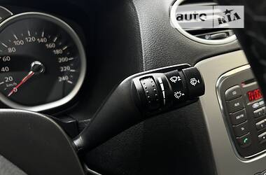 Универсал Ford Focus 2010 в 