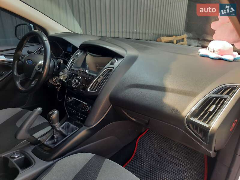 Хэтчбек Ford Focus 2013 в Львове