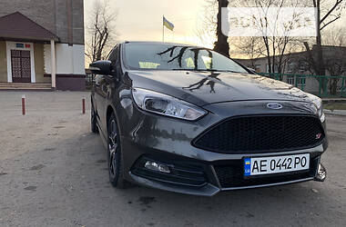 Хетчбек Ford Focus 2018 в Дніпрі