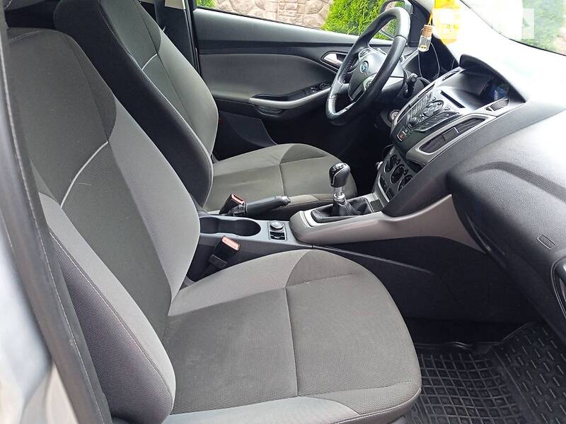 Универсал Ford Focus 2011 в Нововолынске фото 7 Универсал Ford Focus 2011 в Нововолынске
