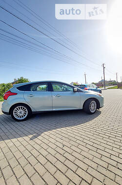 Хэтчбек Ford Focus 2014 в Львове