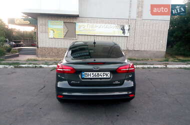 Седан Ford Focus 2015 в Первомайске