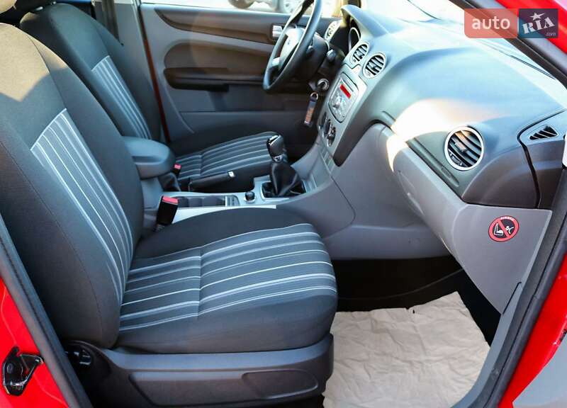 Универсал Ford Focus 2009 в Вараше