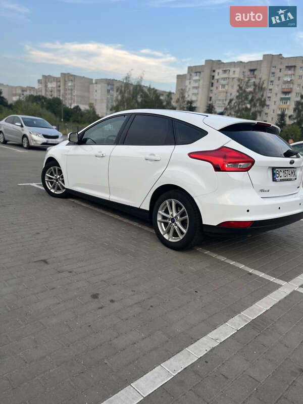 Хэтчбек Ford Focus 2015 в Дрогобыче