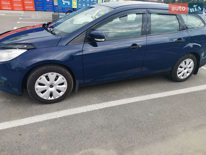 Універсал Ford Focus 2014 в Кам'янець-Подільському