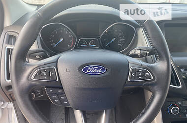 Хетчбек Ford Focus 2016 в Запоріжжі
