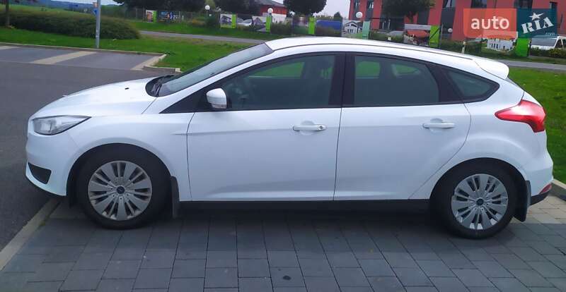Хэтчбек Ford Focus 2017 в Львове
