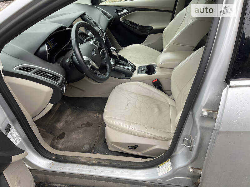 Хэтчбек Ford Focus 2014 в Львове