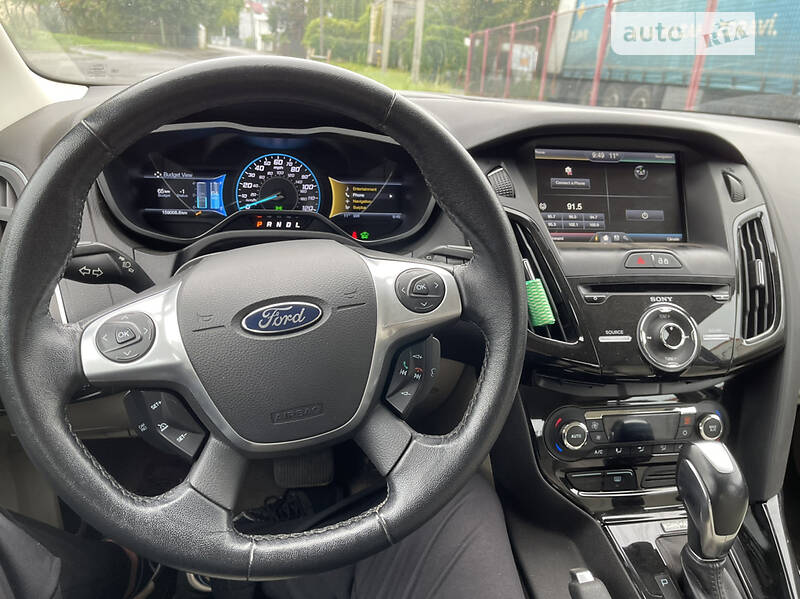 Хэтчбек Ford Focus 2014 в Львове