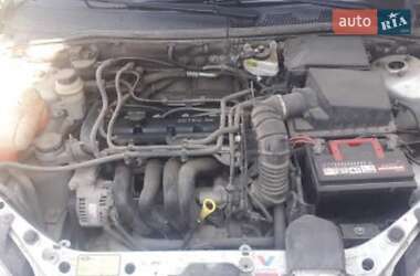 Седан Ford Focus 2003 в Дніпрі