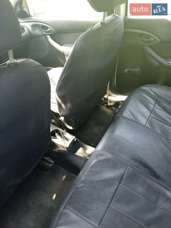 Универсал Ford Focus 2003 в Могилев-Подольске