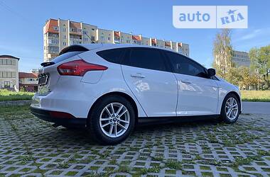 Хетчбек Ford Focus 2015 в Калуші