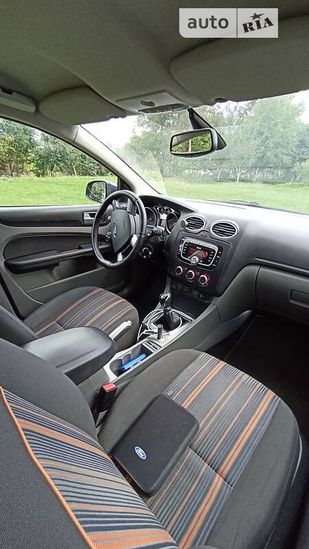 Универсал Ford Focus 2008 в Волочиске