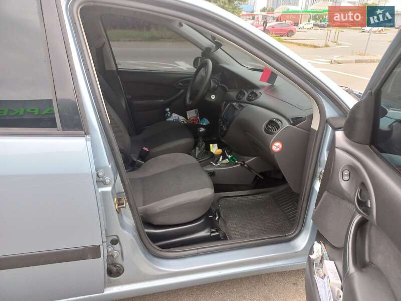 Седан Ford Focus 2004 в Киеве
