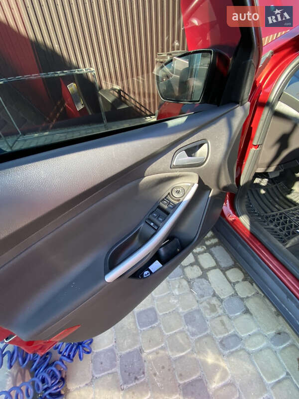Седан Ford Focus 2014 в Теребовле