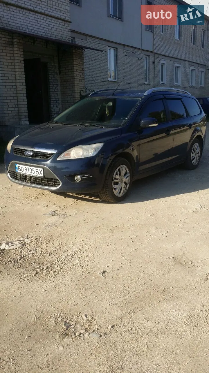 2010 Ford Focus - мініатюра 10