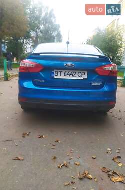 Седан Ford Focus 2014 в 