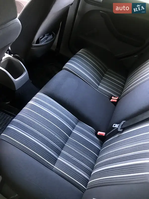 Универсал Ford Focus 2010 в 
