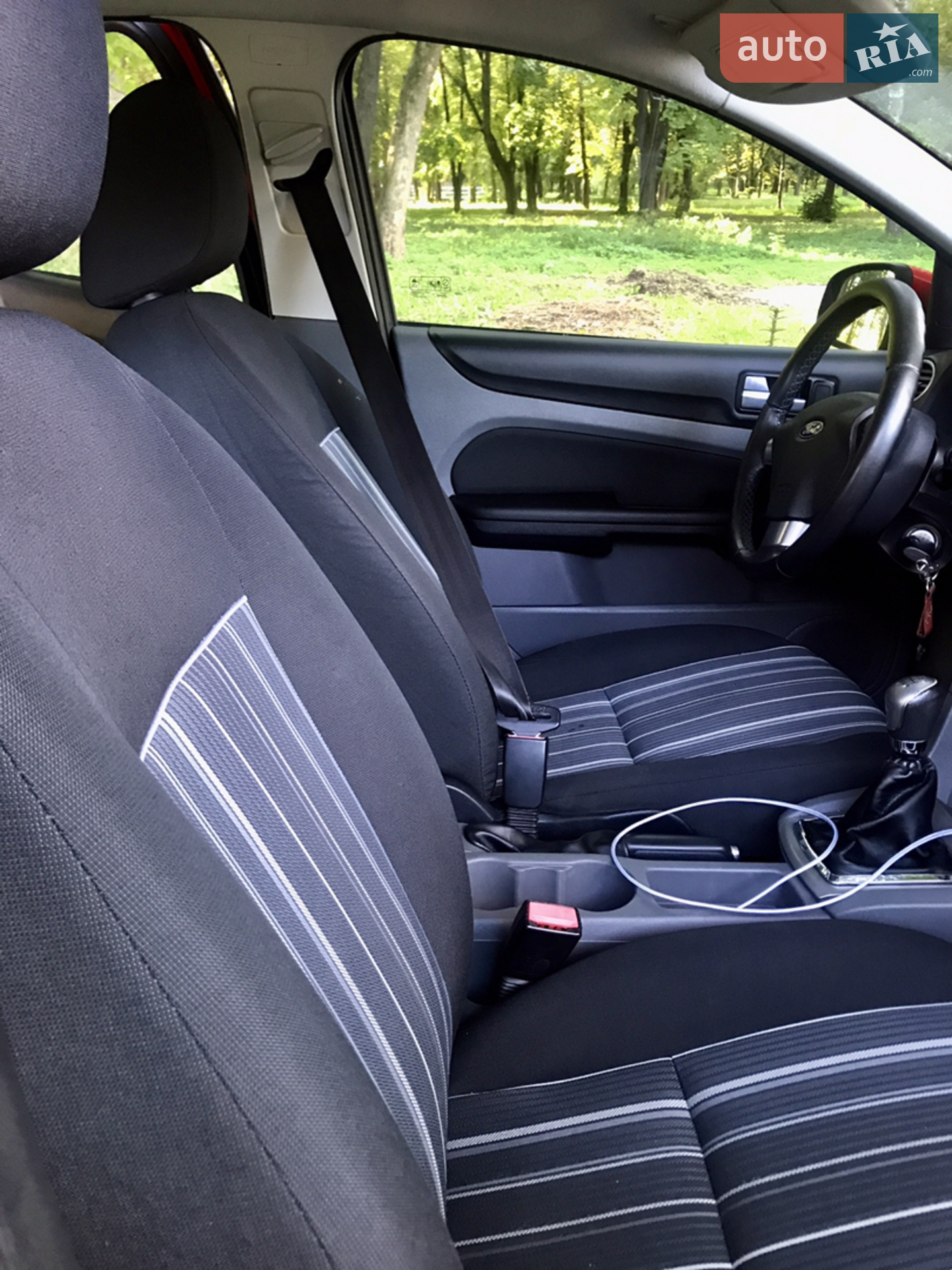 2010 Ford Focus - мініатюра 7