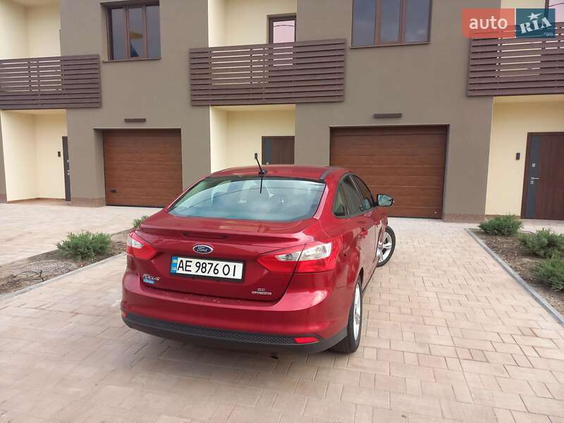 Седан Ford Focus 2013 в Каменском