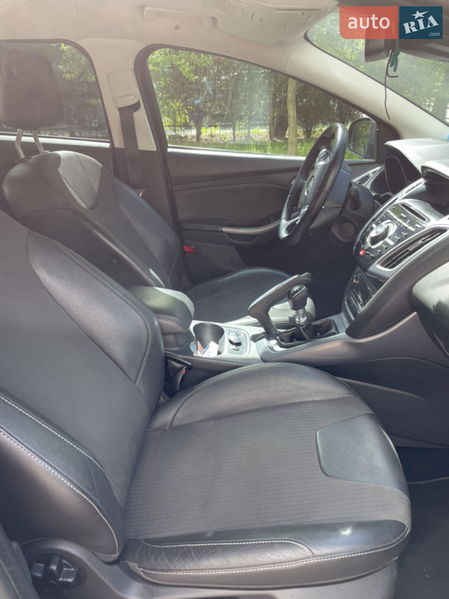 2011 Ford Focus - мініатюра 16