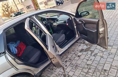 Седан Ford Focus 2003 в 