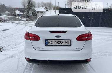Хэтчбек Ford Focus 2016 в 