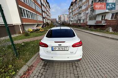 Седан Ford Focus 2016 в 