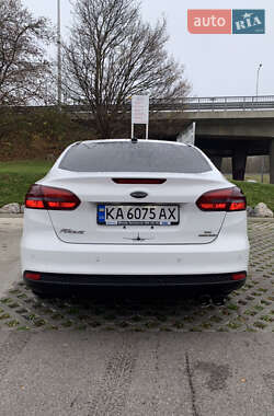 Седан Ford Focus 2017 в Киеве