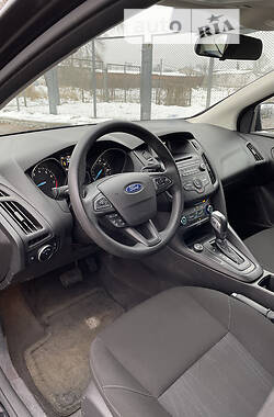 Хэтчбек Ford Focus 2015 в Киеве