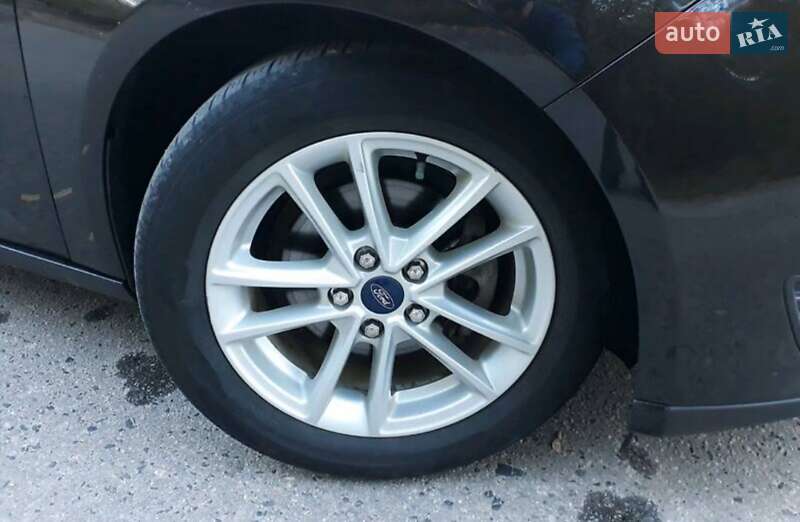 Седан Ford Focus 2015 в Полтаве