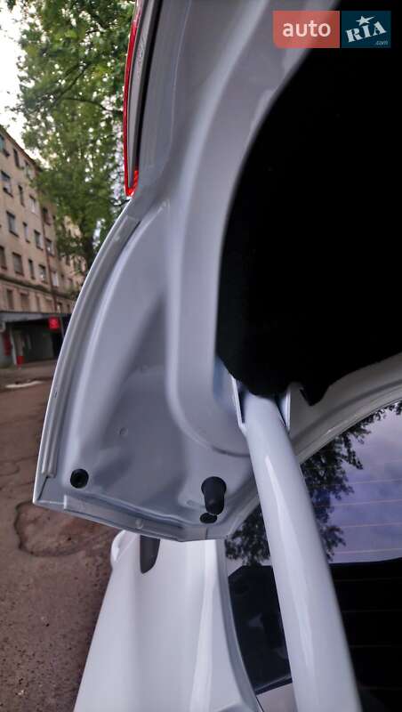 Седан Ford Focus 2016 в Кривом Роге