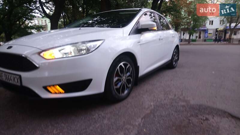 Седан Ford Focus 2016 в Кривом Роге