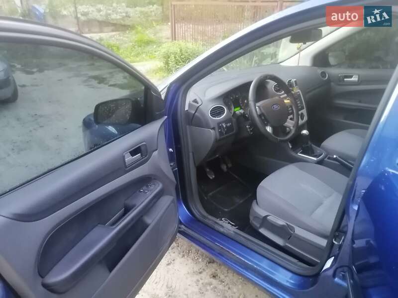 Седан Ford Focus 2006 в Луцьку